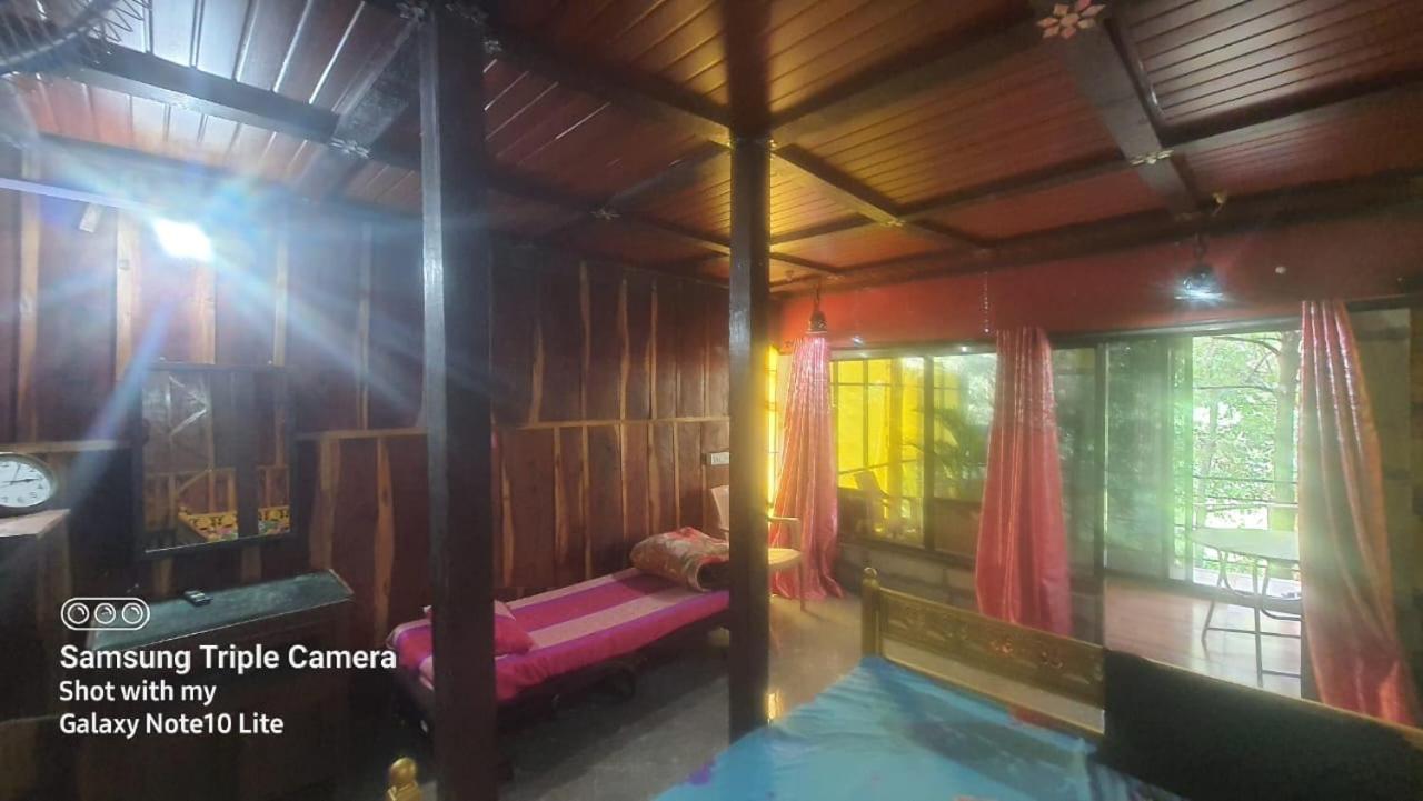 Amruta Homestays Chikhaldara Exterior foto